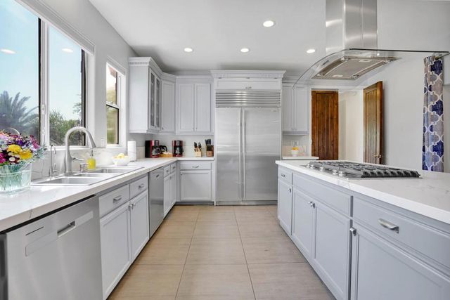 48750 Southview Place, Indio, CA 92201