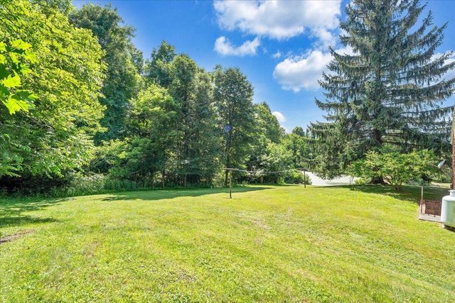 9947 Slings Gap RD, Bent Mountain, VA 24059