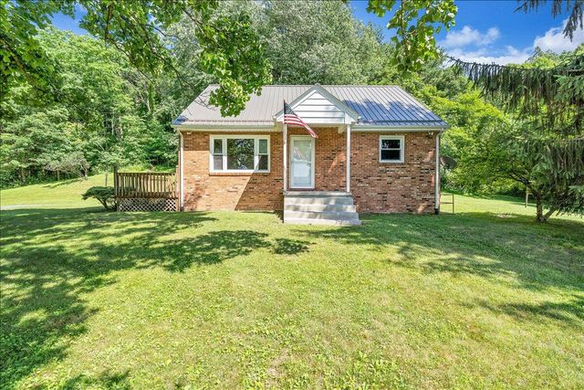 9947 Slings Gap RD, Bent Mountain, VA 24059