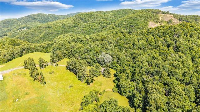 9947 Slings Gap RD, Bent Mountain, VA 24059