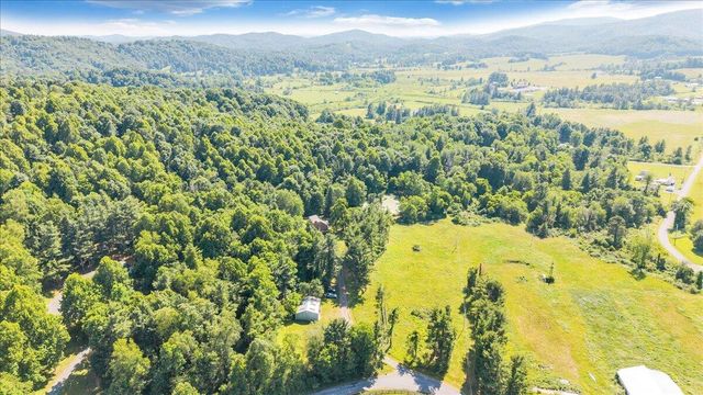 9947 Slings Gap RD, Bent Mountain, VA 24059