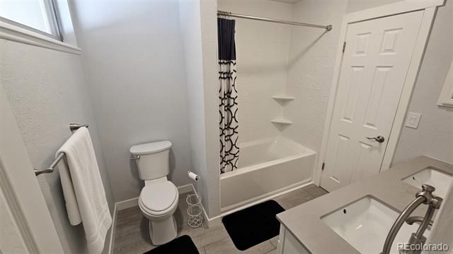 3725 S Granby Way, Aurora, CO 80014