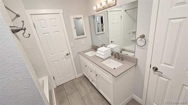 3725 S Granby Way, Aurora, CO 80014