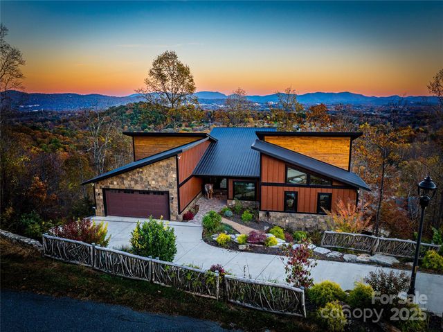 41 Ben Lippen School Road, Asheville, NC 28806