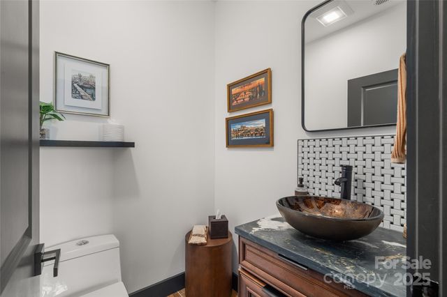 41 Ben Lippen School Road, Asheville, NC 28806