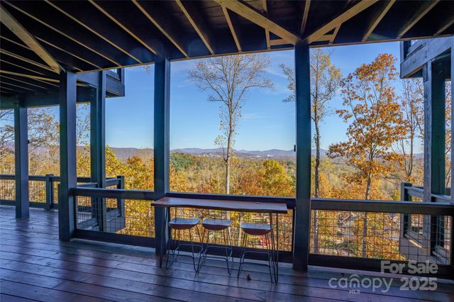 41 Ben Lippen School Road, Asheville, NC 28806