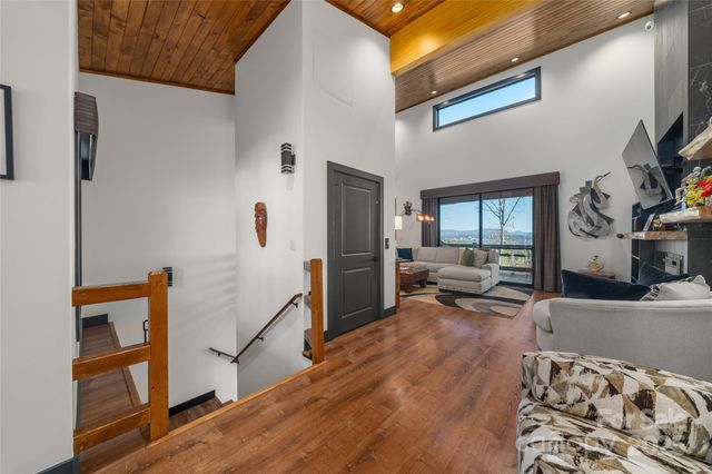 41 Ben Lippen School Road, Asheville, NC 28806