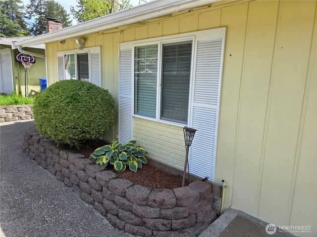 11211 SE 223rd Place, Kent, WA 98031