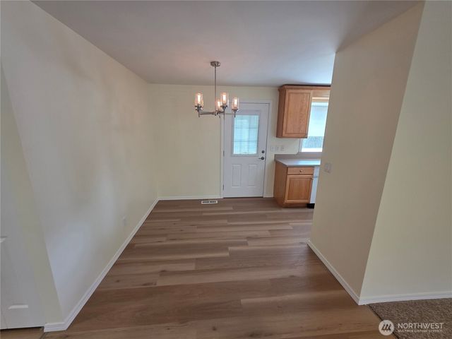 11211 SE 223rd Place, Kent, WA 98031