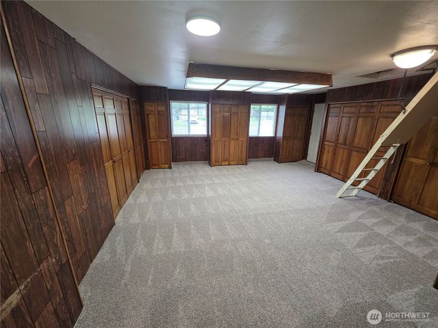 11211 SE 223rd Place, Kent, WA 98031