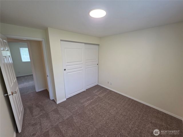 11211 SE 223rd Place, Kent, WA 98031