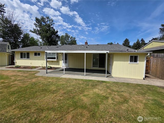 11211 SE 223rd Place, Kent, WA 98031