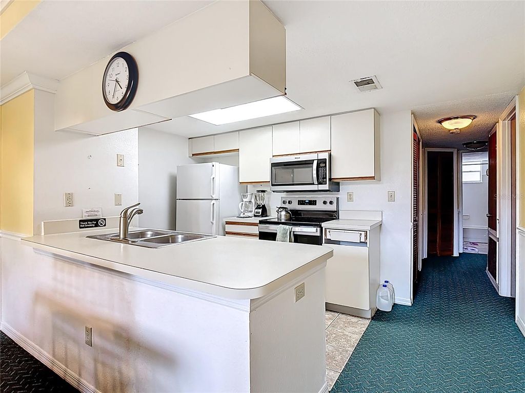 Image 8 of property listing at 2719 N POINCIANA BOULEVARD 185, Kissimmee, FL 34746