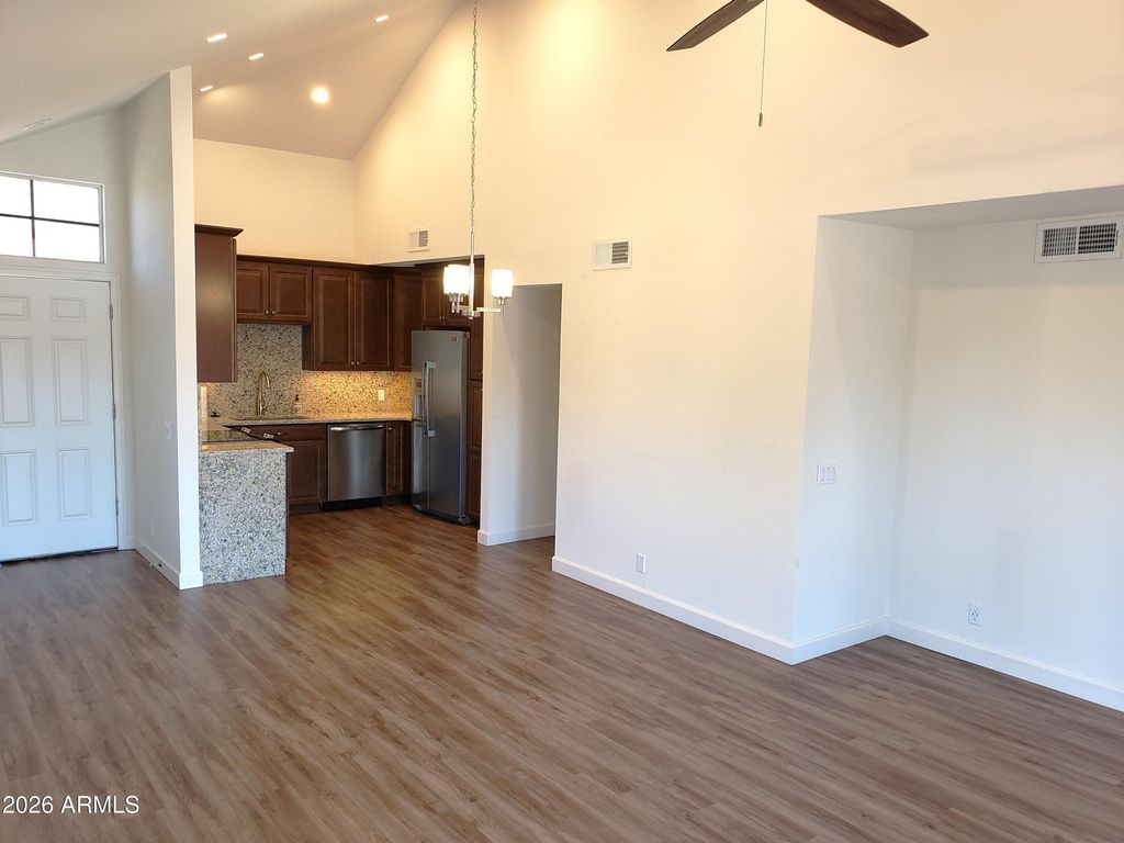 8700 E MOUNTAIN VIEW Road 2033, Scottsdale, AZ 85258