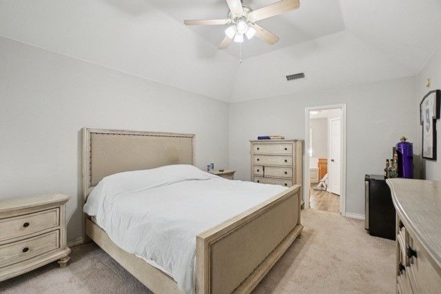901 Wayne Trail, Azle, TX 76020