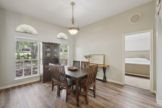 901 Wayne Trail, Azle, TX 76020