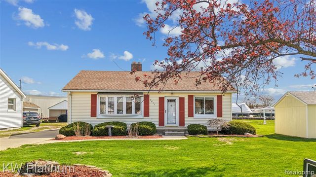 7811 Alexandria Drive, Ira, MI 48023