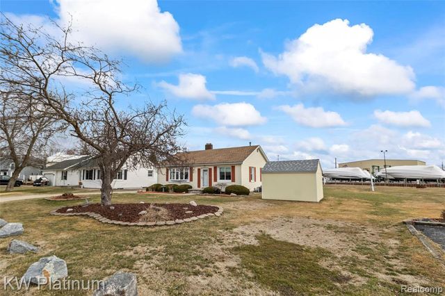 7811 Alexandria Drive, Ira, MI 48023