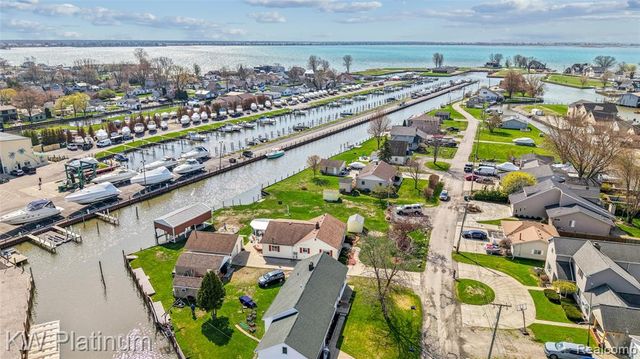 7811 Alexandria Drive, Ira, MI 48023
