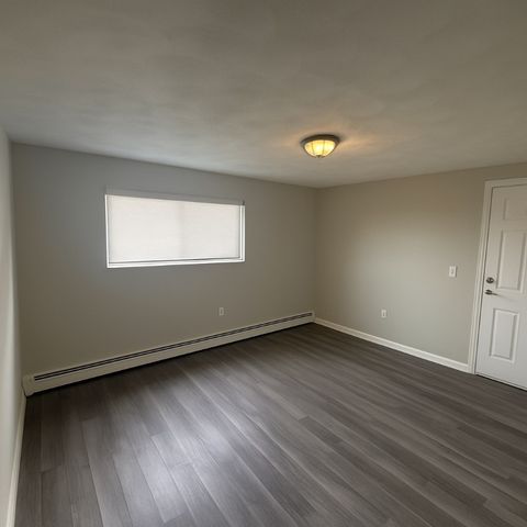 54 River Street 4, West Warwick, RI 02893