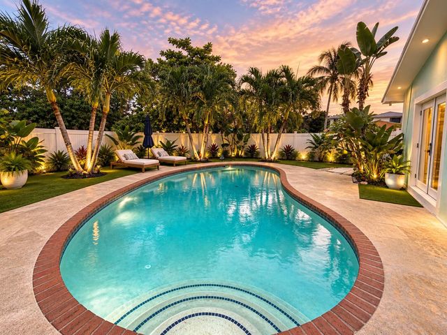 601 SE 3RD Avenue, Delray Beach, FL 33483