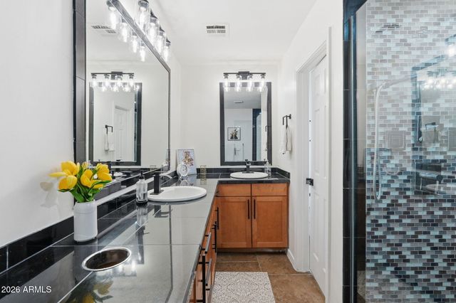 1625 W ORANGEWOOD Avenue, Phoenix, AZ 85021