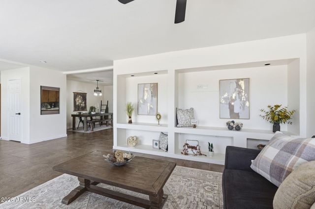 1625 W ORANGEWOOD Avenue, Phoenix, AZ 85021