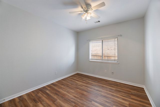 5541 Dunn Hill Drive, Fort Worth, TX 76137