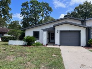 83 Golfview Drive, Homosassa, FL 34446