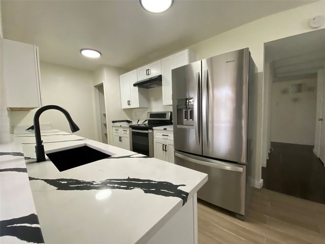 2018 Clark Trail, Grand Prairie, TX 75052