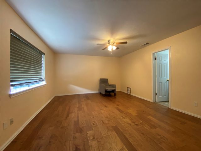 2018 Clark Trail, Grand Prairie, TX 75052