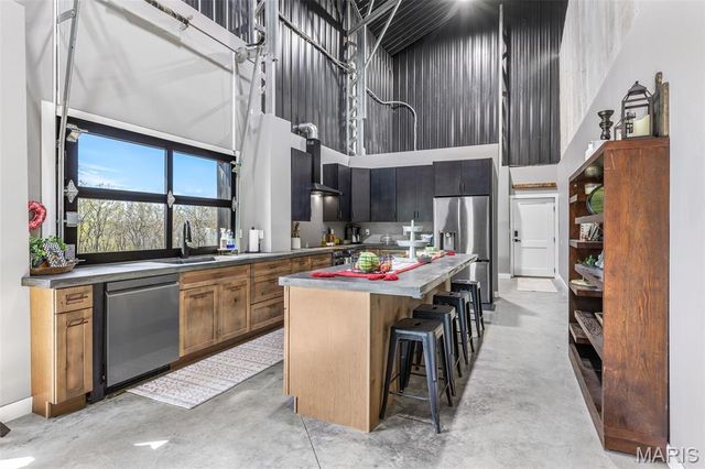 709 Eberhardt Lane, De Soto, MO 63020