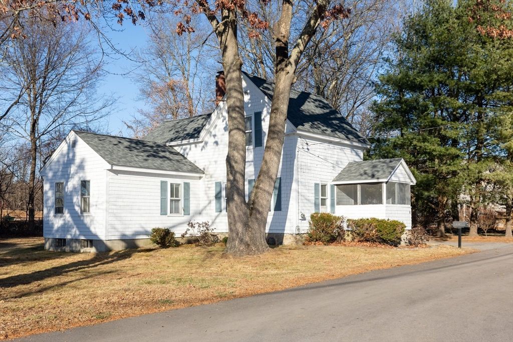 4 County Lane, Easton, MA 02375