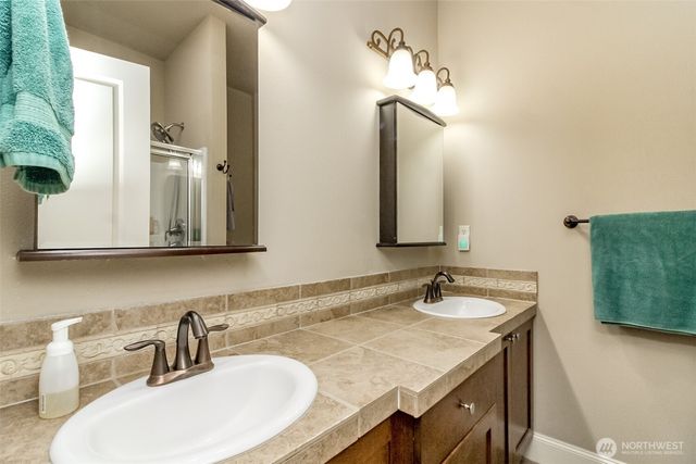 2105 Yakima Avenue, Tacoma, WA 98405