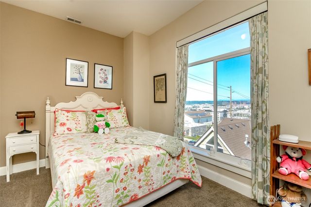 2105 Yakima Avenue, Tacoma, WA 98405