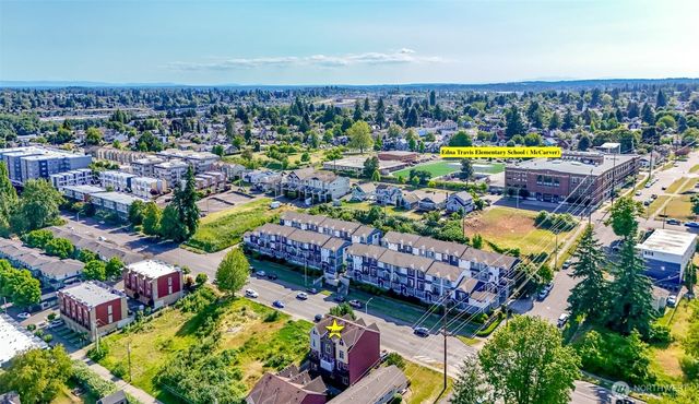 2105 Yakima Avenue, Tacoma, WA 98405