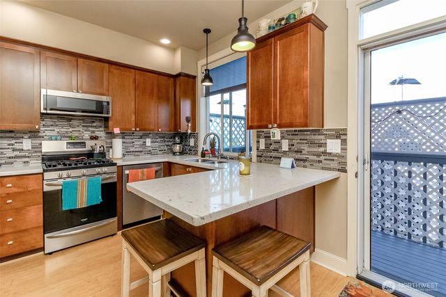 2105 Yakima Avenue, Tacoma, WA 98405