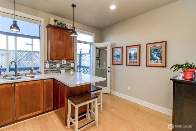 2105 Yakima Avenue, Tacoma, WA 98405