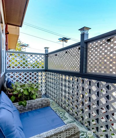 2105 Yakima Avenue, Tacoma, WA 98405