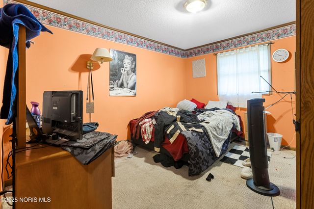 1001 Decker Avenue, Findlay, OH 45840