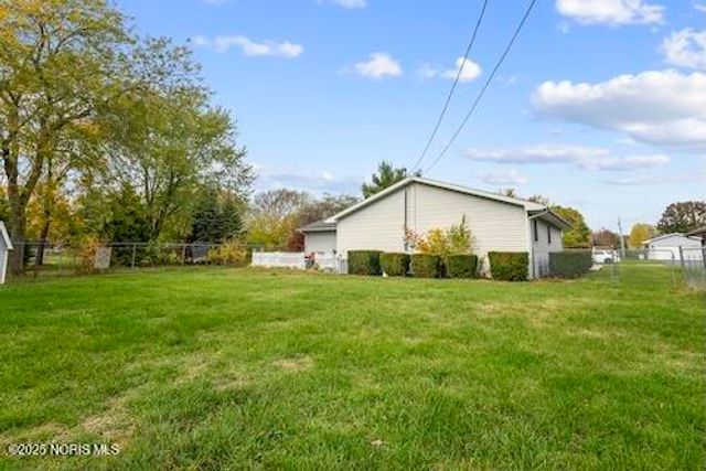 1001 Decker Avenue, Findlay, OH 45840