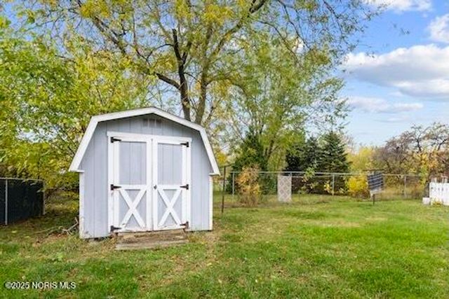 1001 Decker Avenue, Findlay, OH 45840