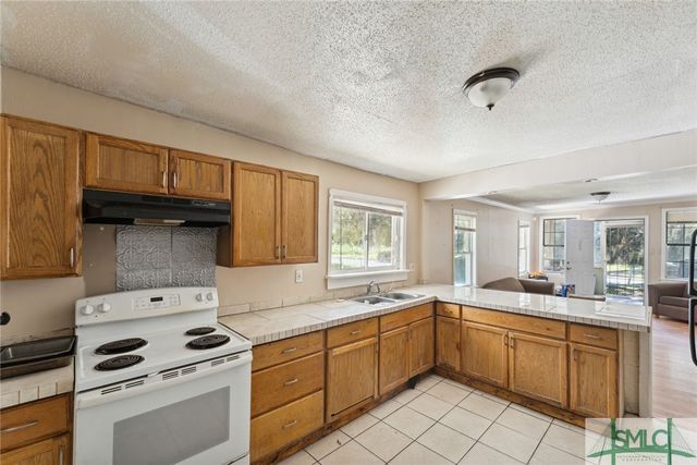 3808 Elmdale Avenue, Savannah, GA 31405