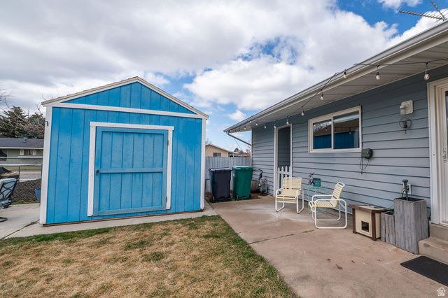 2015 W 4450 S, Roy, UT 84067