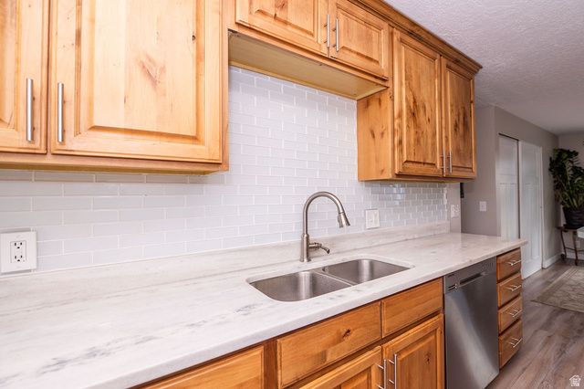 2015 W 4450 S, Roy, UT 84067