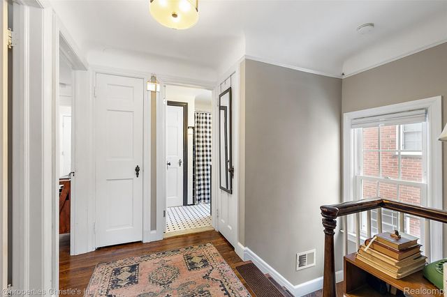 446 McKinley Avenue, Grosse Pointe Farms, MI 48236