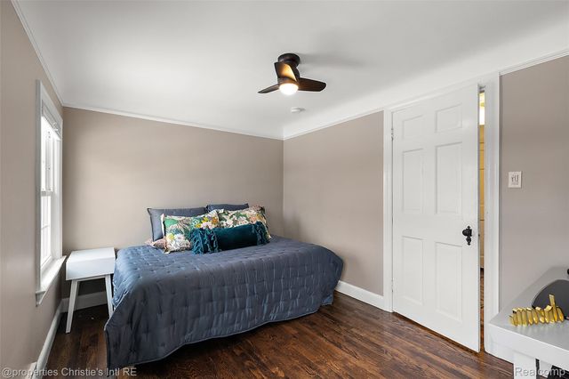 446 McKinley Avenue, Grosse Pointe Farms, MI 48236