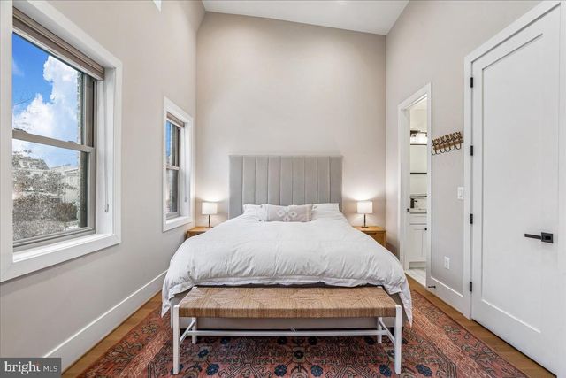 522 NW TAYLOR ST NW, Washington, DC 20011