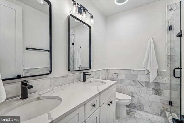 522 NW TAYLOR ST NW, Washington, DC 20011