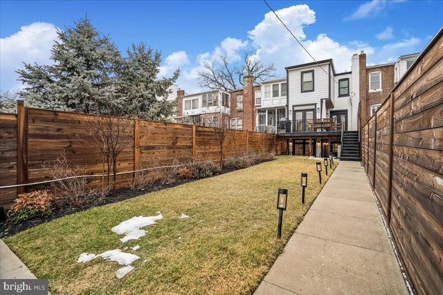 522 NW TAYLOR ST NW, Washington, DC 20011